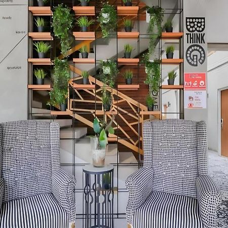 The Batik Bed And Coffee Bandung Hotel Екстериор снимка
