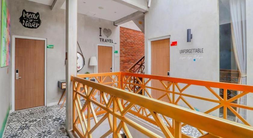 The Batik Bed And Coffee Bandung Hotel Екстериор снимка