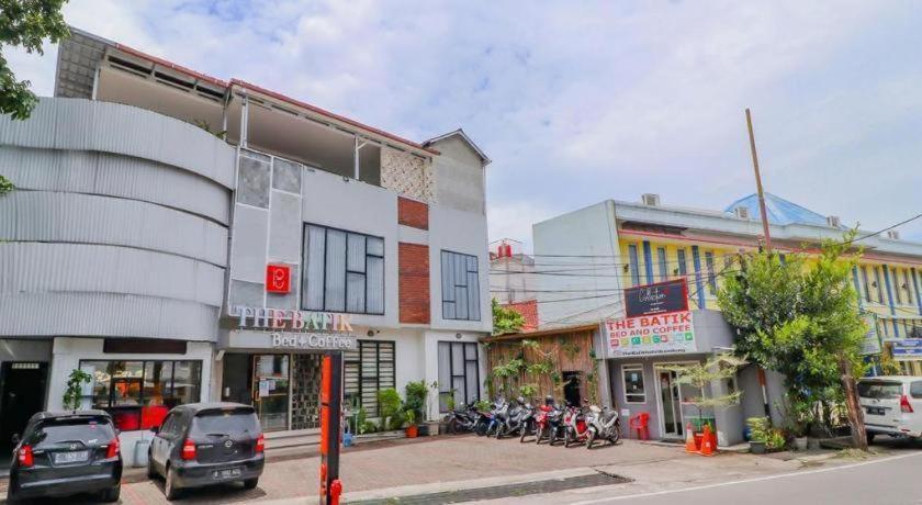 The Batik Bed And Coffee Bandung Hotel Екстериор снимка