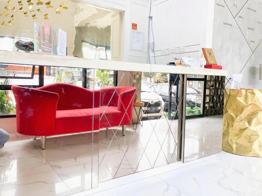 The Batik Bed And Coffee Bandung Hotel Екстериор снимка